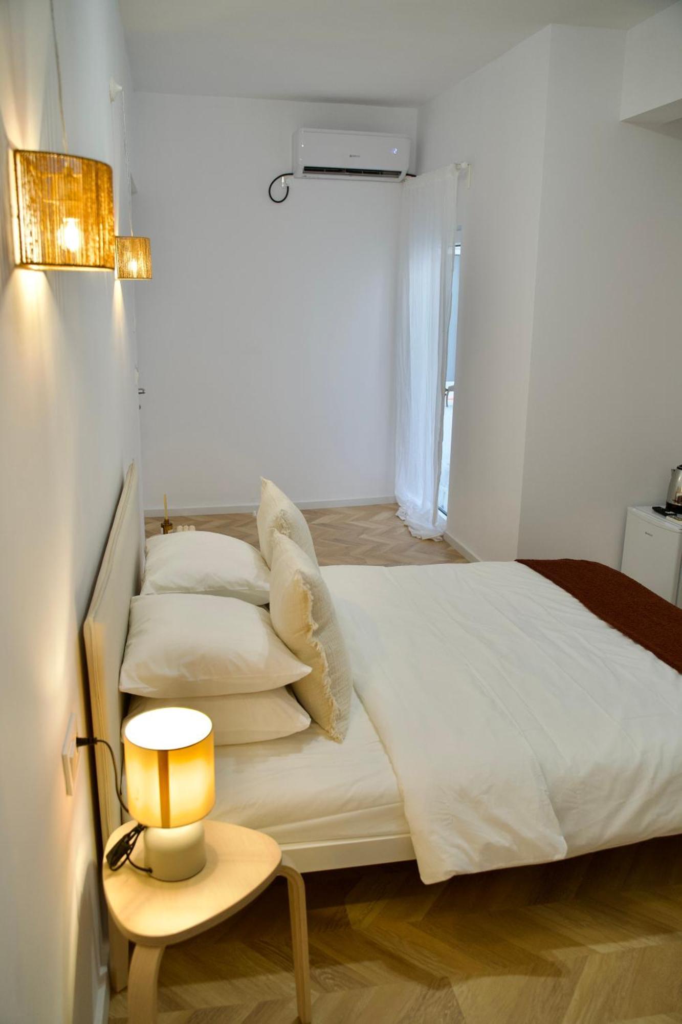 Tzatziki Studios Kavala Buitenkant foto